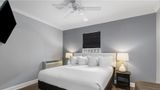 <b>Hotel Chicago West Loop Room</b>. Images powered by <a href="https://iceportal.shijigroup.com/" title="IcePortal" target="_blank">IcePortal</a>.