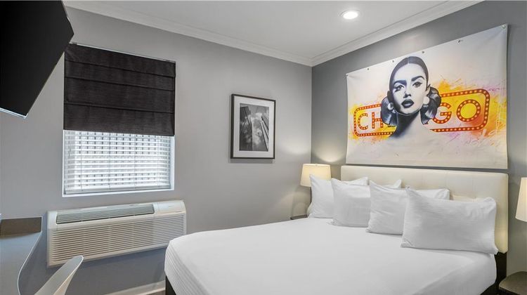 Hotel Chicago West Loop Room