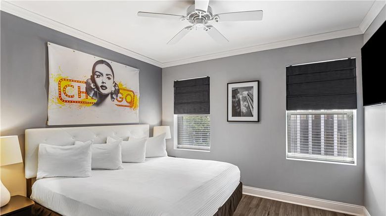 <b>Hotel Chicago West Loop Room</b>. Images powered by <a href="https://iceportal.shijigroup.com/" title="IcePortal" target="_blank">IcePortal</a>.