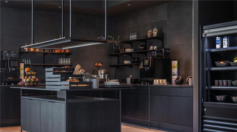 <b>Zleep Hotel Frankfurt Airport Restaurant</b>. Images powered by <a href="https://iceportal.shijigroup.com/" title="IcePortal" target="_blank">IcePortal</a>.