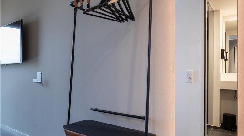 <b>Zleep Hotel Frankfurt Airport Room</b>. Images powered by <a href="https://iceportal.shijigroup.com/" title="IcePortal" target="_blank">IcePortal</a>.