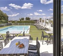 Sure Hotel by Best Western Nimes Est Exterior