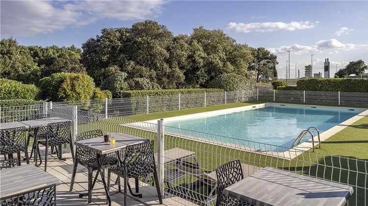 Sure Hotel by Best Western Nimes Est Exterior