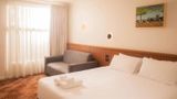 Alluna Motel Room
