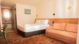 Alluna Motel Room