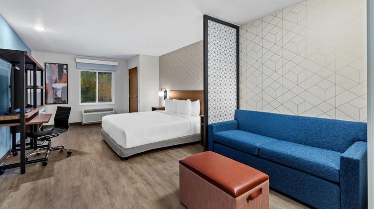 Everhome Suites Ocala I-75 North Room