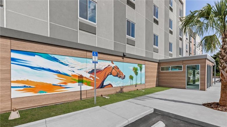 Everhome Suites Ocala I-75 North Exterior. Images powered by <a href="https://iceportal.shijigroup.com" target="_blank" rel="noopener">Ice Portal</a>.