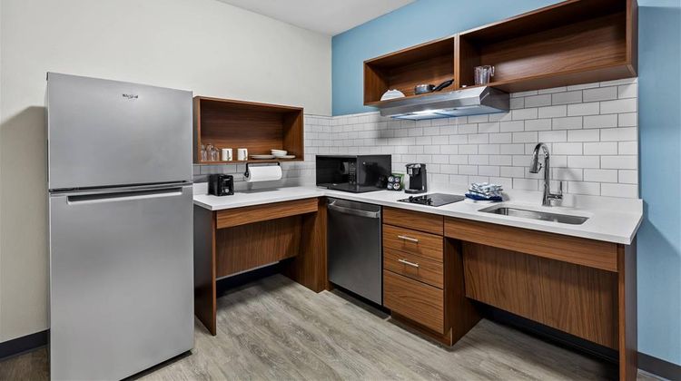 Everhome Suites Ocala I-75 North Room