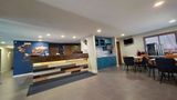 <b>AmeriVu Inn & Suites Hayward Lobby</b>. Images powered by <a href="https://iceportal.shijigroup.com/" title="IcePortal" target="_blank">IcePortal</a>.