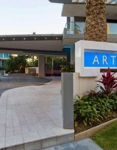 Artique Resort - Surfers Paradise