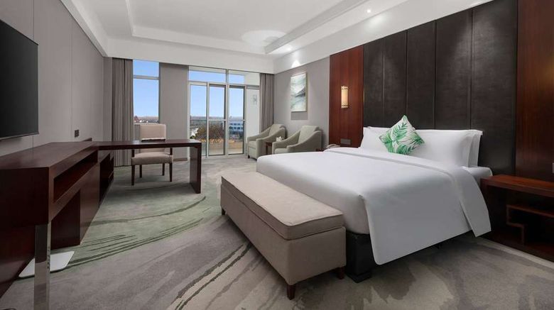 <b>Wyndham Garden Qianjiang Downtown Room</b>. Images powered by <a href="https://iceportal.shijigroup.com/" title="IcePortal" target="_blank">IcePortal</a>.
