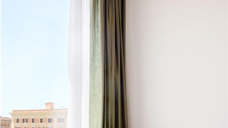 <b>Hyatt Regency Rome Central Room</b>. Images powered by <a href="https://iceportal.shijigroup.com/" title="IcePortal" target="_blank">IcePortal</a>.