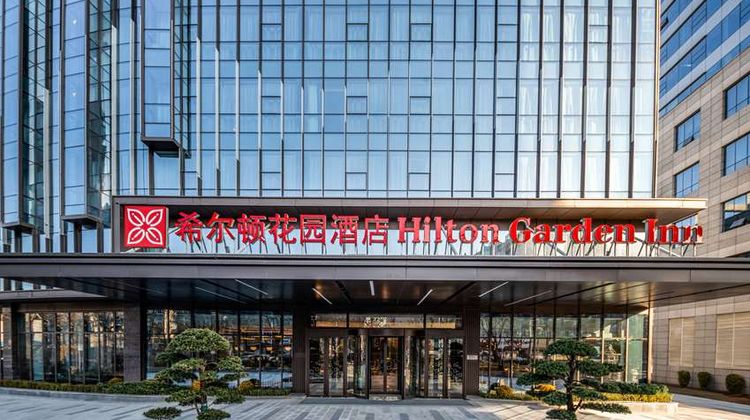 Hilton Garden Inn Pengcheng Sqr Exterior