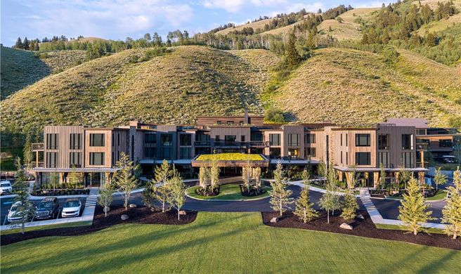 Snake River Sporting Club Exterior