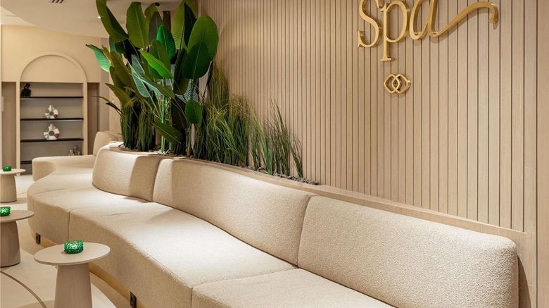 <b>Sofitel Cairo the Nile Spa</b>. Images powered by <a href="https://iceportal.shijigroup.com/" title="IcePortal" target="_blank">IcePortal</a>.