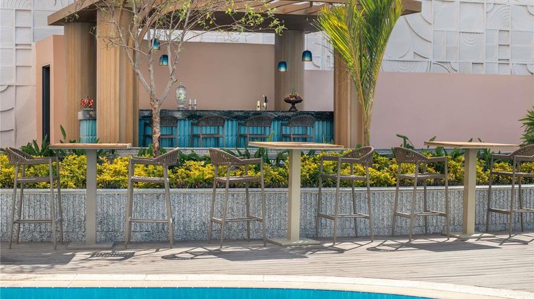 <b>Sofitel Cairo the Nile Pool</b>. Images powered by <a href="https://iceportal.shijigroup.com/" title="IcePortal" target="_blank">IcePortal</a>.