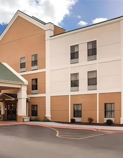 Halsted Inn and Suites Harvey-Chicago SL