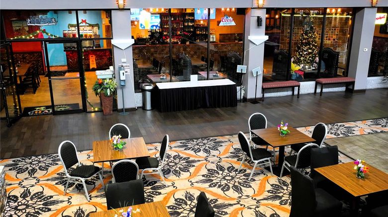 <b>The Great Rivers,Ascend Hotel Collection Restaurant</b>. Images powered by <a href="https://iceportal.shijigroup.com/" title="IcePortal" target="_blank">IcePortal</a>.