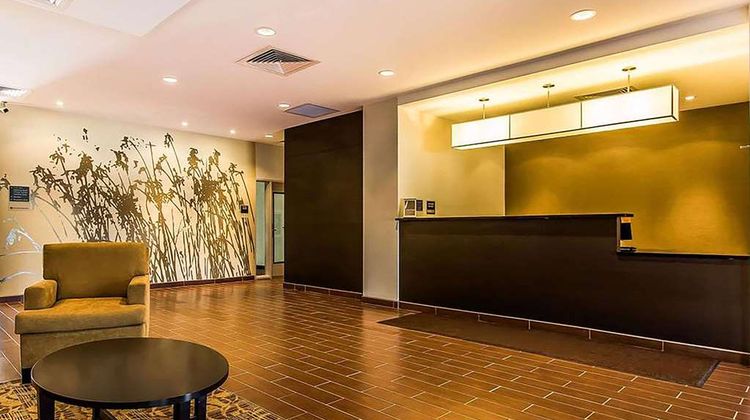 Wingate by Wyndham Jonesboro Lobby