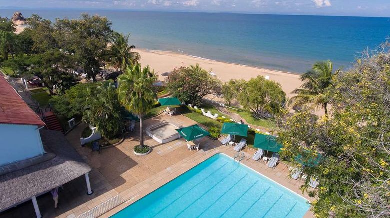 <b>Sunbird Livingstonia Beach Hotel Pool</b>. Images powered by <a href="https://iceportal.shijigroup.com/" title="IcePortal" target="_blank">IcePortal</a>.