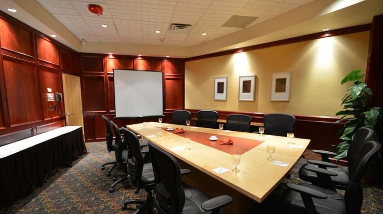 <b>iHotel and Conference Centre Meeting</b>. Images powered by <a href="https://iceportal.shijigroup.com/" title="IcePortal" target="_blank">IcePortal</a>.