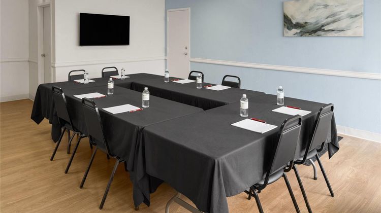 Ramada by Wyndham Butler Meeting
