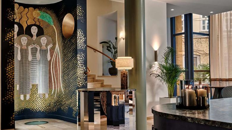 <b>Radisson Blu Das Triest Hotel Lobby</b>. Images powered by <a href="https://iceportal.shijigroup.com/" title="IcePortal" target="_blank">IcePortal</a>.