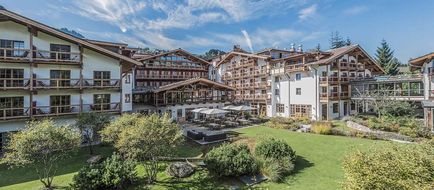 Hotel Kitzhof Mountain Design Resort Exterior