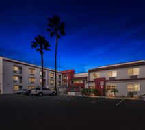 Quality Inn Exterior