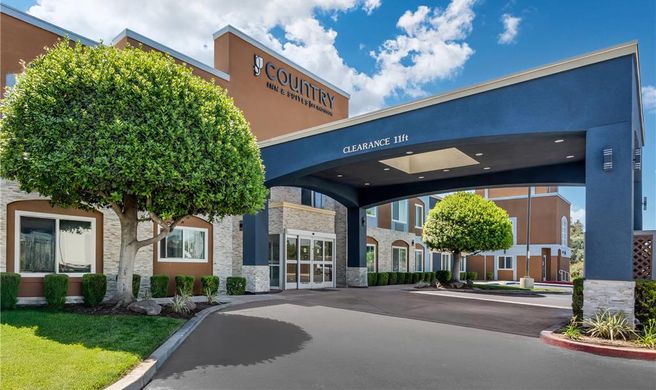 Country Inn & Suites by Radisson Exterior