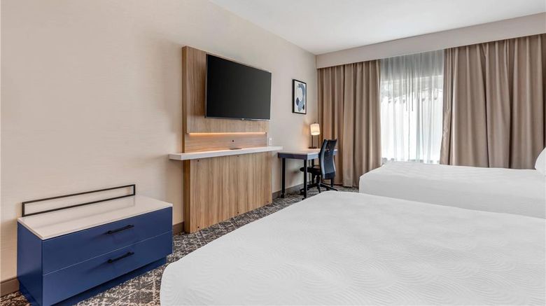 <b>Country Inn & Suites by Radisson Room</b>. Images powered by <a href="https://iceportal.shijigroup.com/" title="IcePortal" target="_blank">IcePortal</a>.