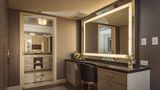 <b>L'Ermitage Beverly Hills Room</b>. Images powered by <a href="https://iceportal.shijigroup.com/" title="IcePortal" target="_blank">IcePortal</a>.