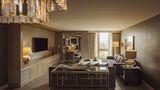 <b>L'Ermitage Beverly Hills Suite</b>. Images powered by <a href="https://iceportal.shijigroup.com/" title="IcePortal" target="_blank">IcePortal</a>.