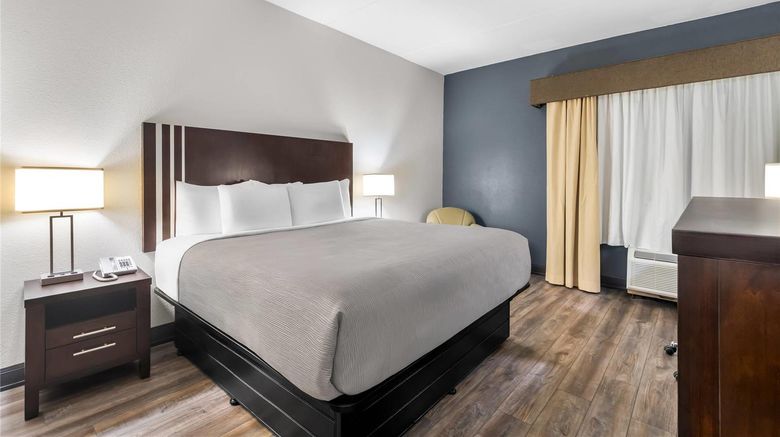 <b>Rodeway Inn Chattanooga Room</b>. Images powered by <a href="https://iceportal.shijigroup.com/" title="IcePortal" target="_blank">IcePortal</a>.
