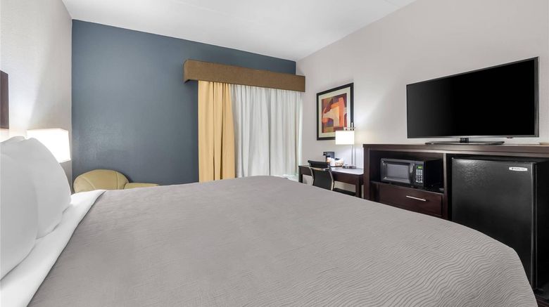 <b>Rodeway Inn Chattanooga Room</b>. Images powered by <a href="https://iceportal.shijigroup.com/" title="IcePortal" target="_blank">IcePortal</a>.