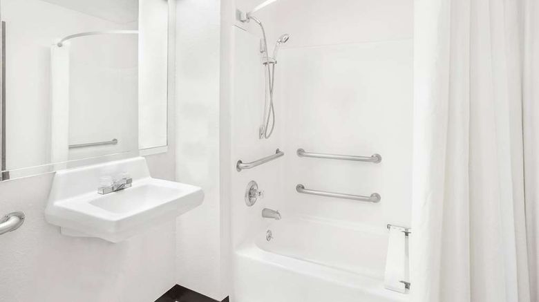 <b>Super 8 by Wyndham Galesburg Room</b>. Images powered by <a href="https://iceportal.shijigroup.com/" title="IcePortal" target="_blank">IcePortal</a>.