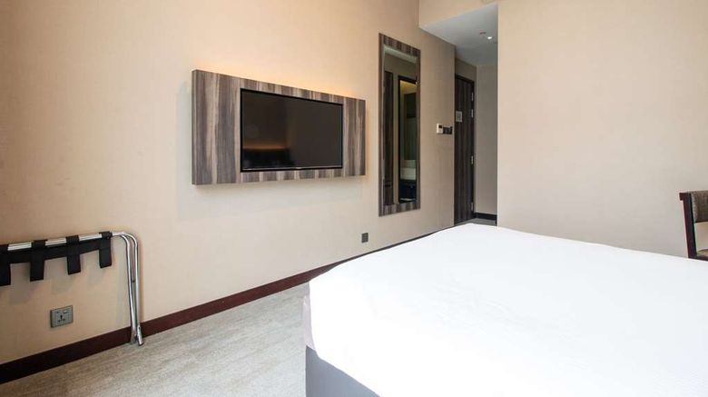 <b>Aqueen Paya Lebar Room</b>. Images powered by <a href="https://iceportal.shijigroup.com/" title="IcePortal" target="_blank">IcePortal</a>.