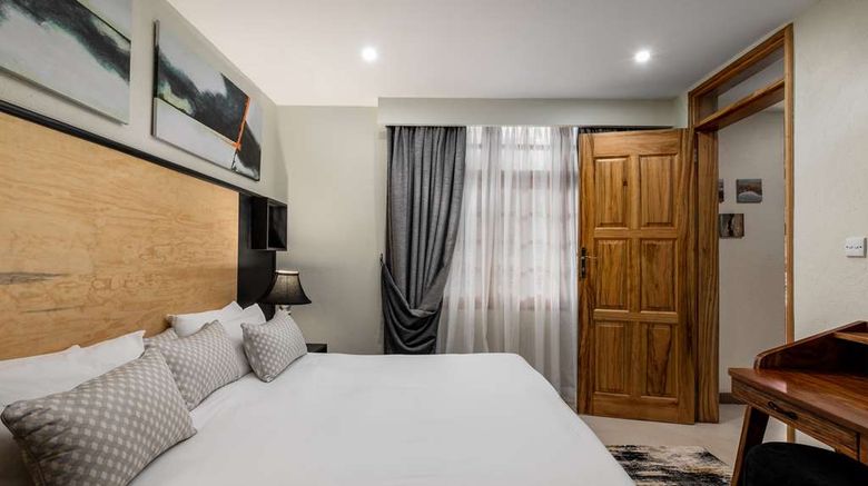<b>The Emin Pasha Hotel Room</b>. Images powered by <a href="https://iceportal.shijigroup.com/" title="IcePortal" target="_blank">IcePortal</a>.