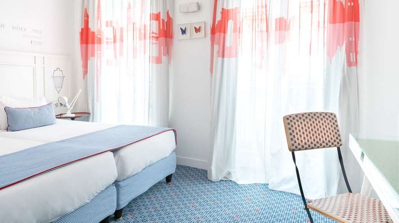 <b>Hotel 34B - Astotel Room</b>. Images powered by <a href="https://iceportal.shijigroup.com/" title="IcePortal" target="_blank">IcePortal</a>.
