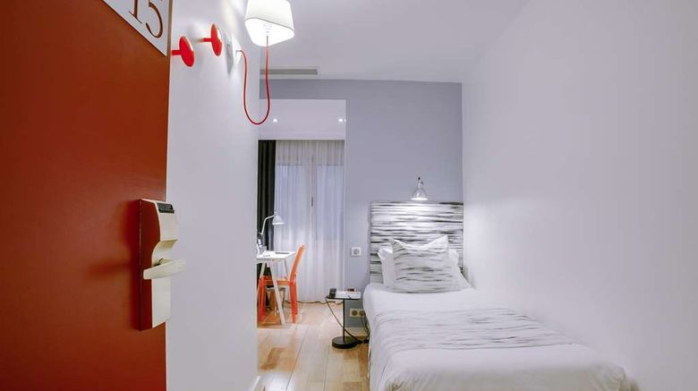 <b>Hotel Astoria-Astotel Room</b>. Images powered by <a href="https://iceportal.shijigroup.com/" title="IcePortal" target="_blank">IcePortal</a>.