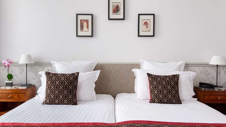 <b>Hotel Bradford Elysees-Astotel Room</b>. Images powered by <a href="https://iceportal.shijigroup.com/" title="IcePortal" target="_blank">IcePortal</a>.