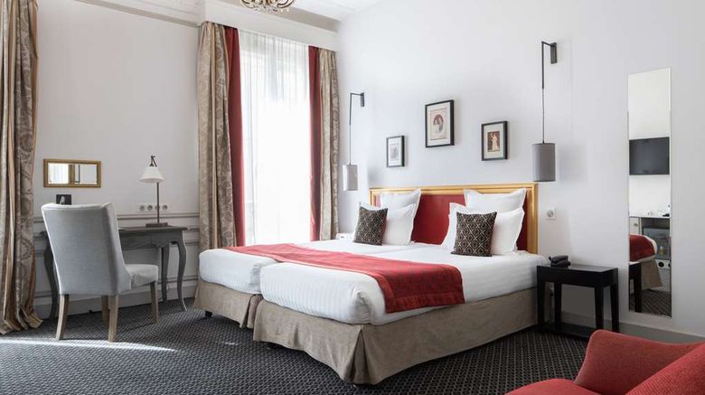 <b>Hotel Bradford Elysees-Astotel Room</b>. Images powered by <a href="https://iceportal.shijigroup.com/" title="IcePortal" target="_blank">IcePortal</a>.