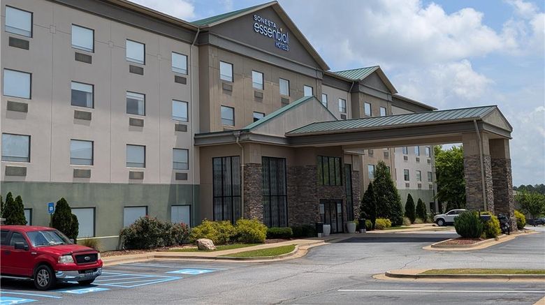 Sonesta Essential Columbus Exterior. Images powered by <a href="https://iceportal.shijigroup.com" target="_blank" rel="noopener">Ice Portal</a>.