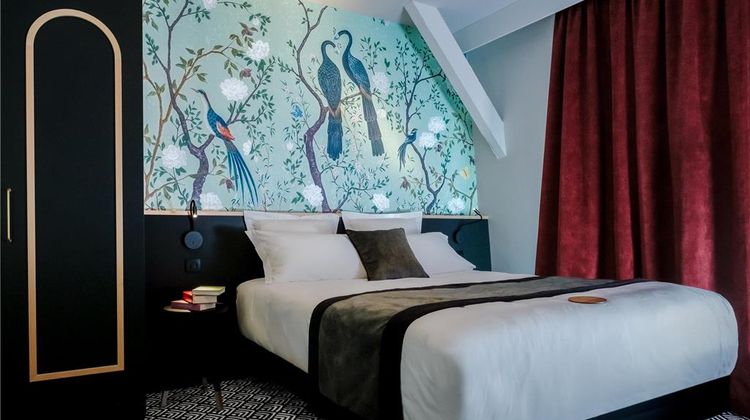 Regina Hotel Room