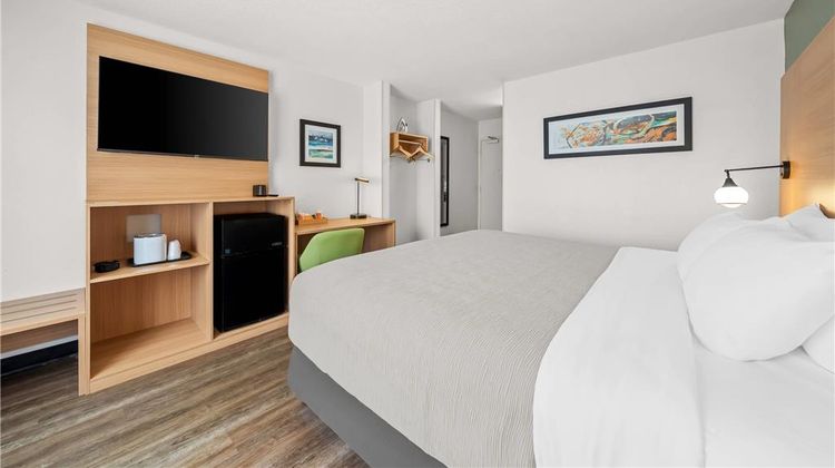 Quality Inn Near International Drive Room