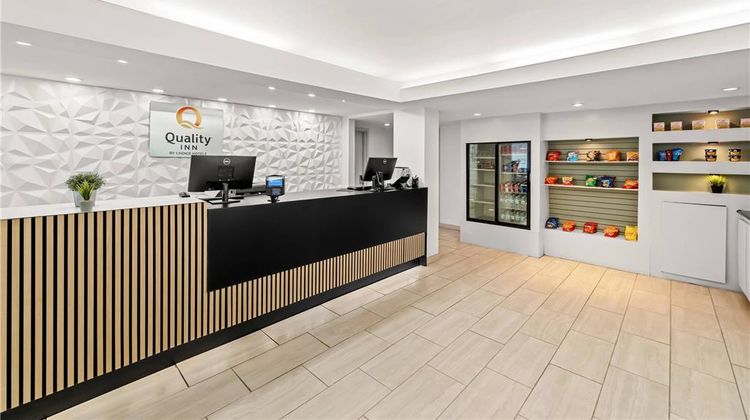 Quality Inn Near International Drive Lobby