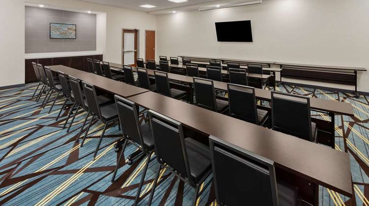 La Quinta Inn & Suites by Wyndham Meeting