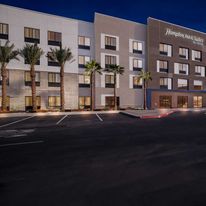 Hampton Inn and Suites by Hilton Corona