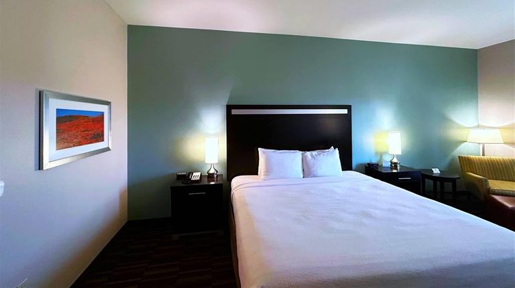 Wyndham Garden Lancaster Room