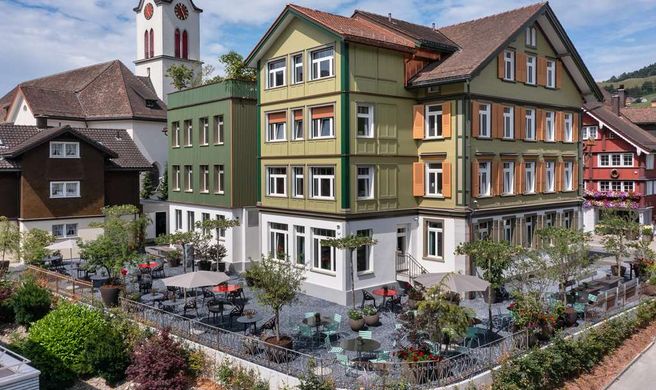 Hotel Restaurant Baeren Exterior